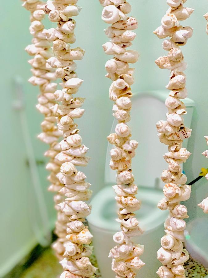 Uroa Getaway Bed & Breakfast ภายนอก รูปภาพ
